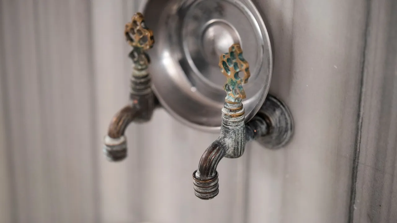 copper pipe leak repair near me